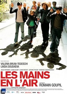 Les main en l'air poster