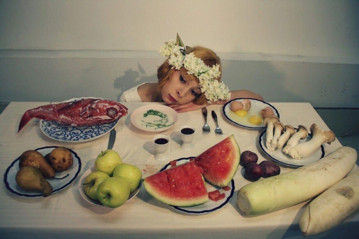 Frame from the 1966 film Daisies.